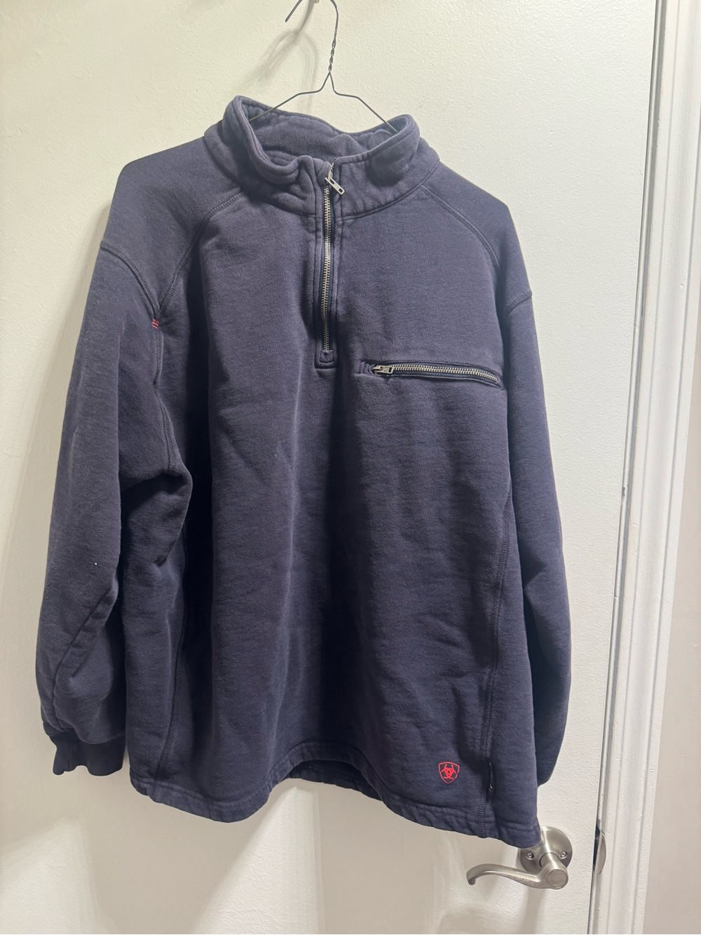 * Men’s Ariat FR (flame-resistant) CAT 2 /2112  Navy 1/4 Pullover